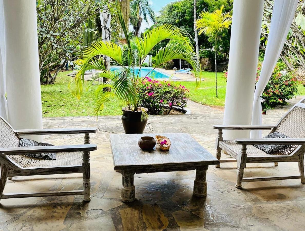 White Nyumba Malindi Appartement Buitenkant foto