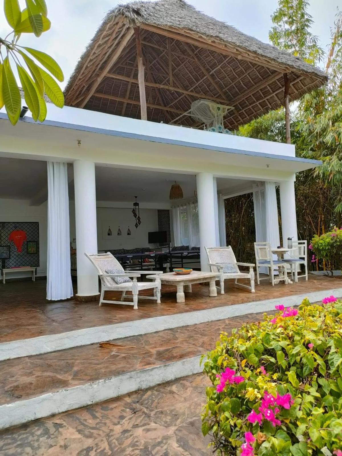 White Nyumba Malindi Appartement Buitenkant foto