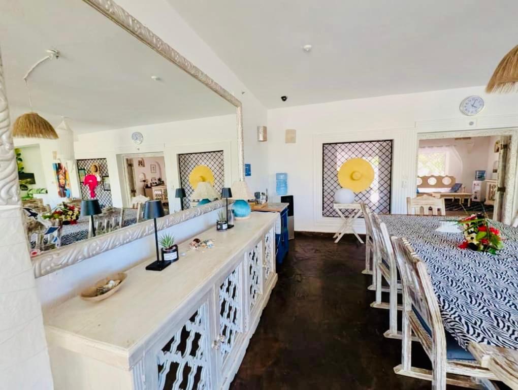 White Nyumba Malindi Appartement Buitenkant foto